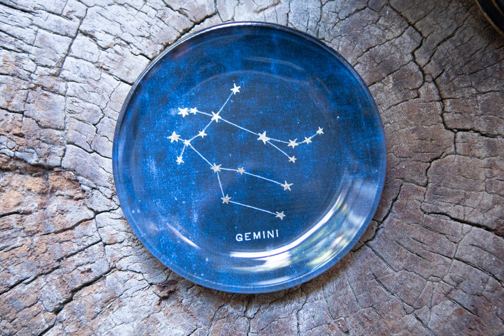 Gemini Round Decoupage Plate - 4in
