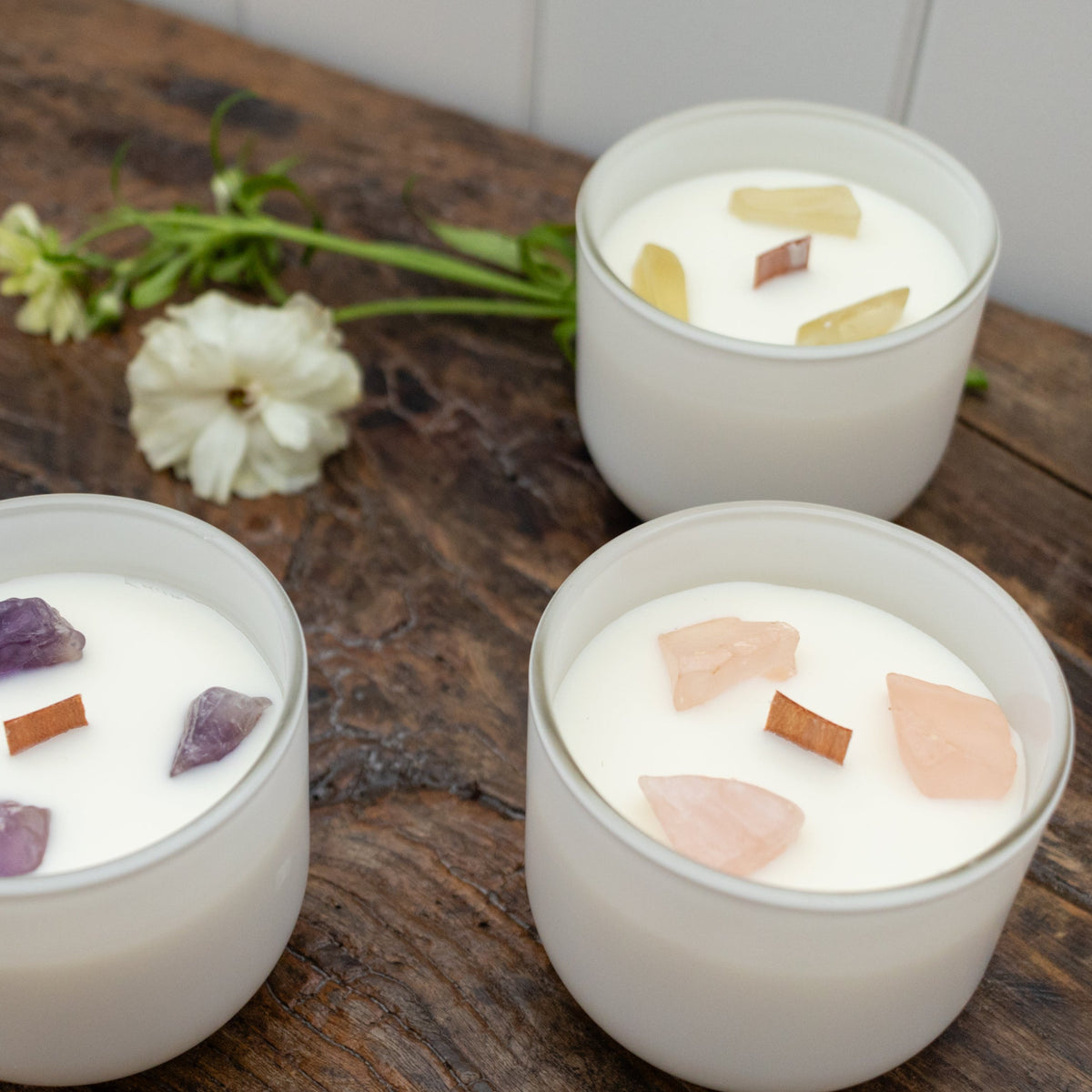Rose Quartz Crystal Candle - 11oz