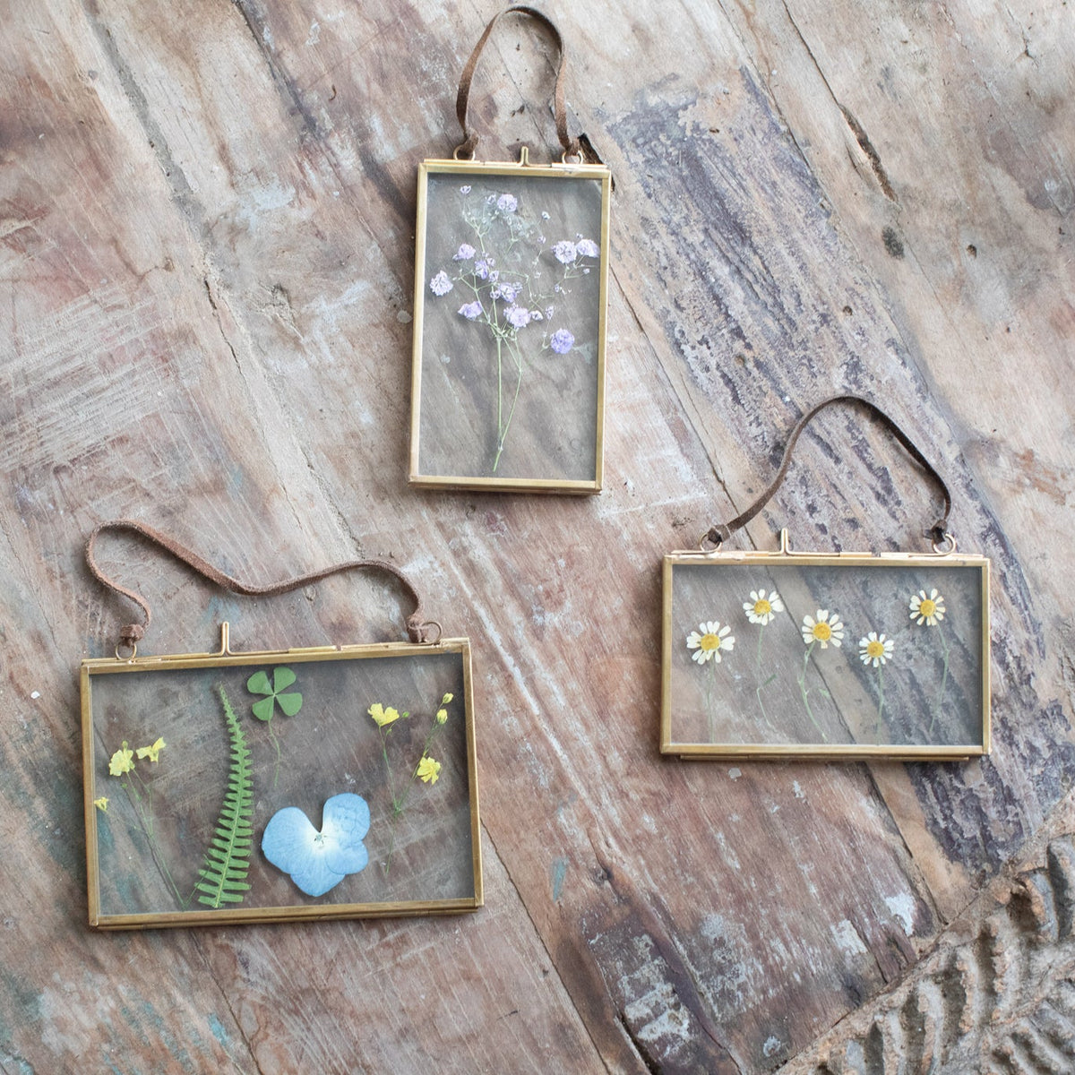 Brass Hanging Frame 5x3 – Horizontal