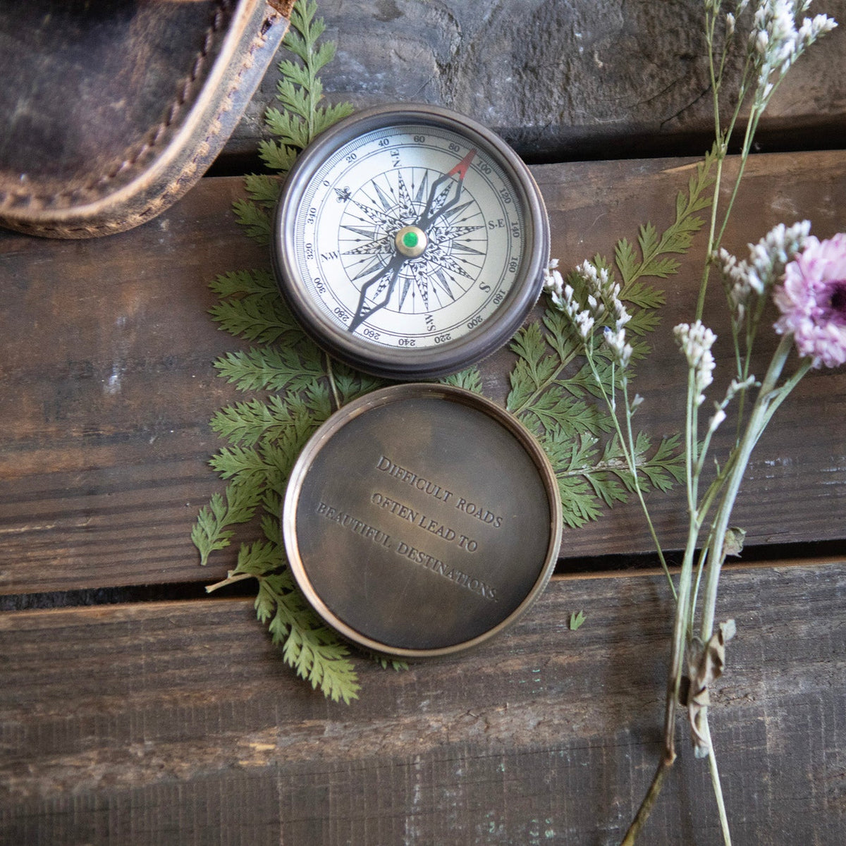 Beautiful Destinations Compass with Leather Pouch