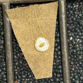 Evil Eye Shell Pearl Necklace