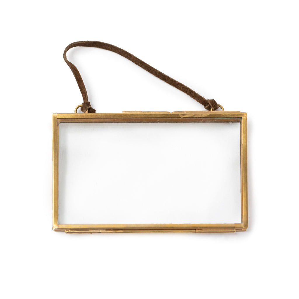 Brass Hanging Frame 5x3 – Horizontal