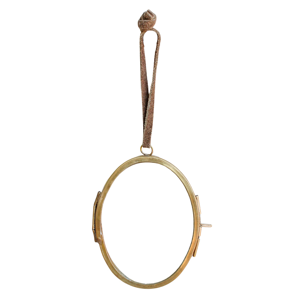 Oval Brass Hanging Frame 3x4 - Vertical