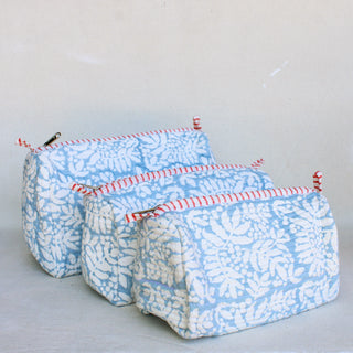 Floral Seaside Quilted Zipper Bag - Small