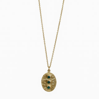 Hammered Oval tri Green stone Crafted Pendant Necklace