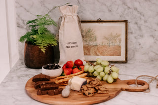 ***Large Round Acacia Wood Cutting Board