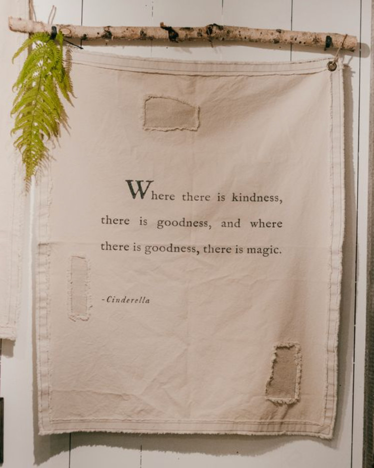 Cinderella Canvas Wall Tarp - 31.5x40