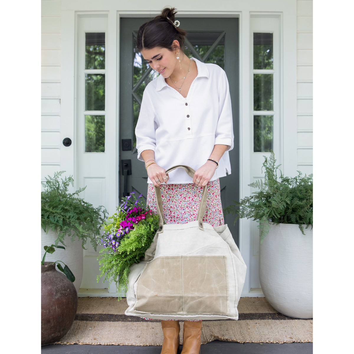 Distressed Canvas Two Tone Tote - Cream & Brown